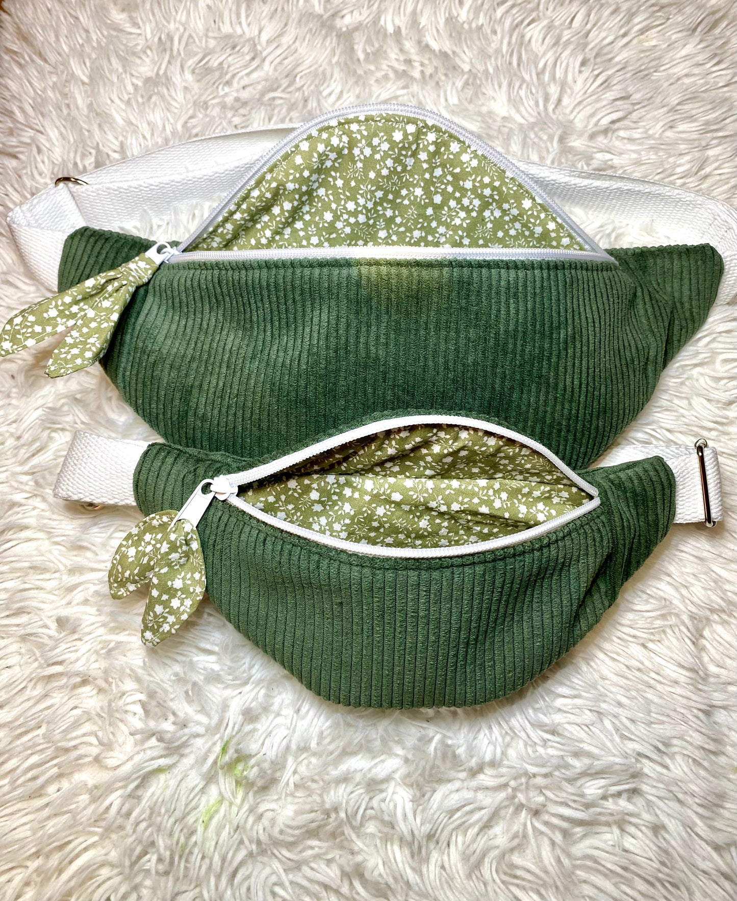 Sac banane enfant velours côtelé kaki