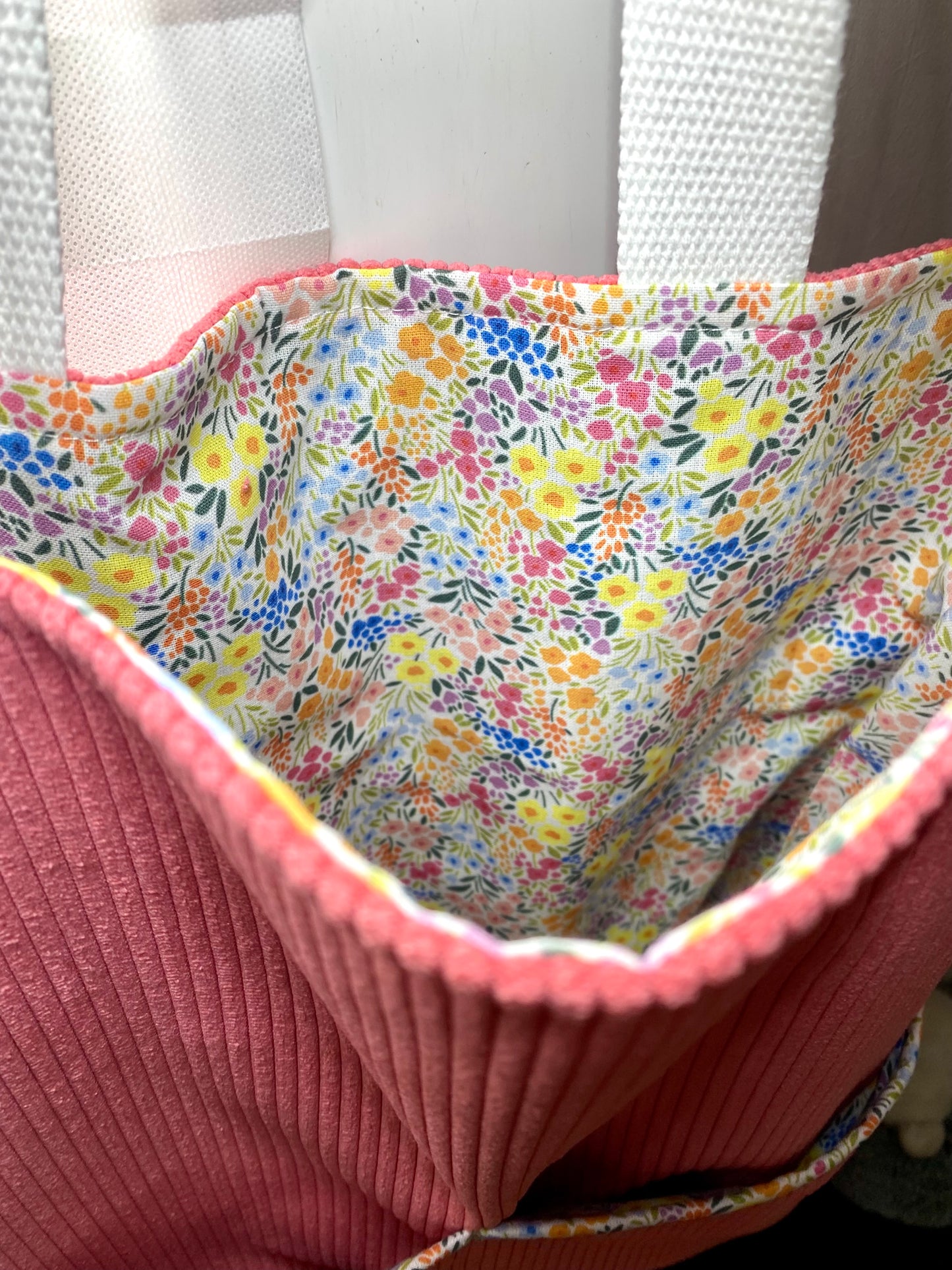 Tote bag velours côtelé rose bonbon