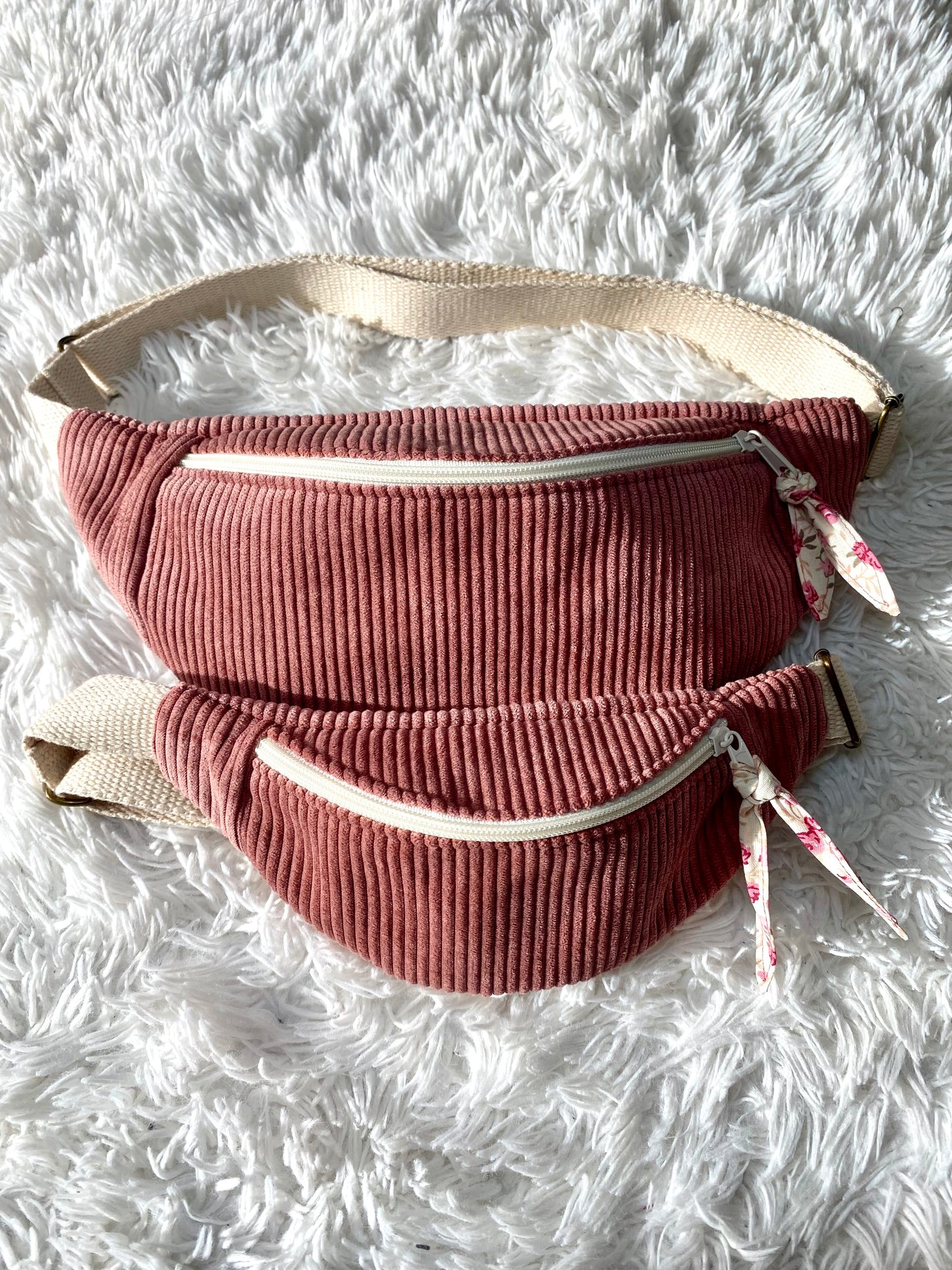 Sac Banane enfant velours côtelé vieux rose