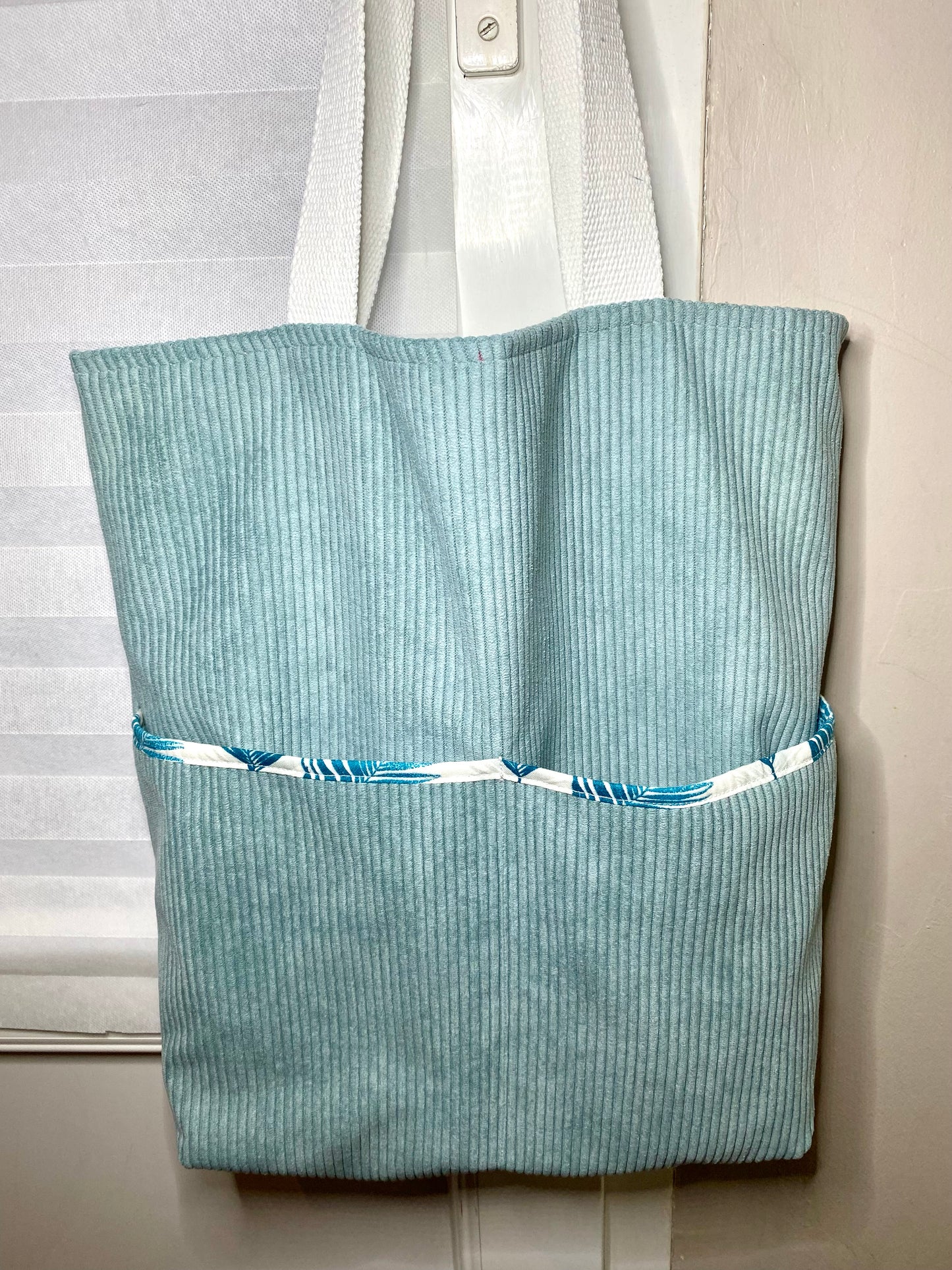 Tote bag velours côtelé bleu ciel