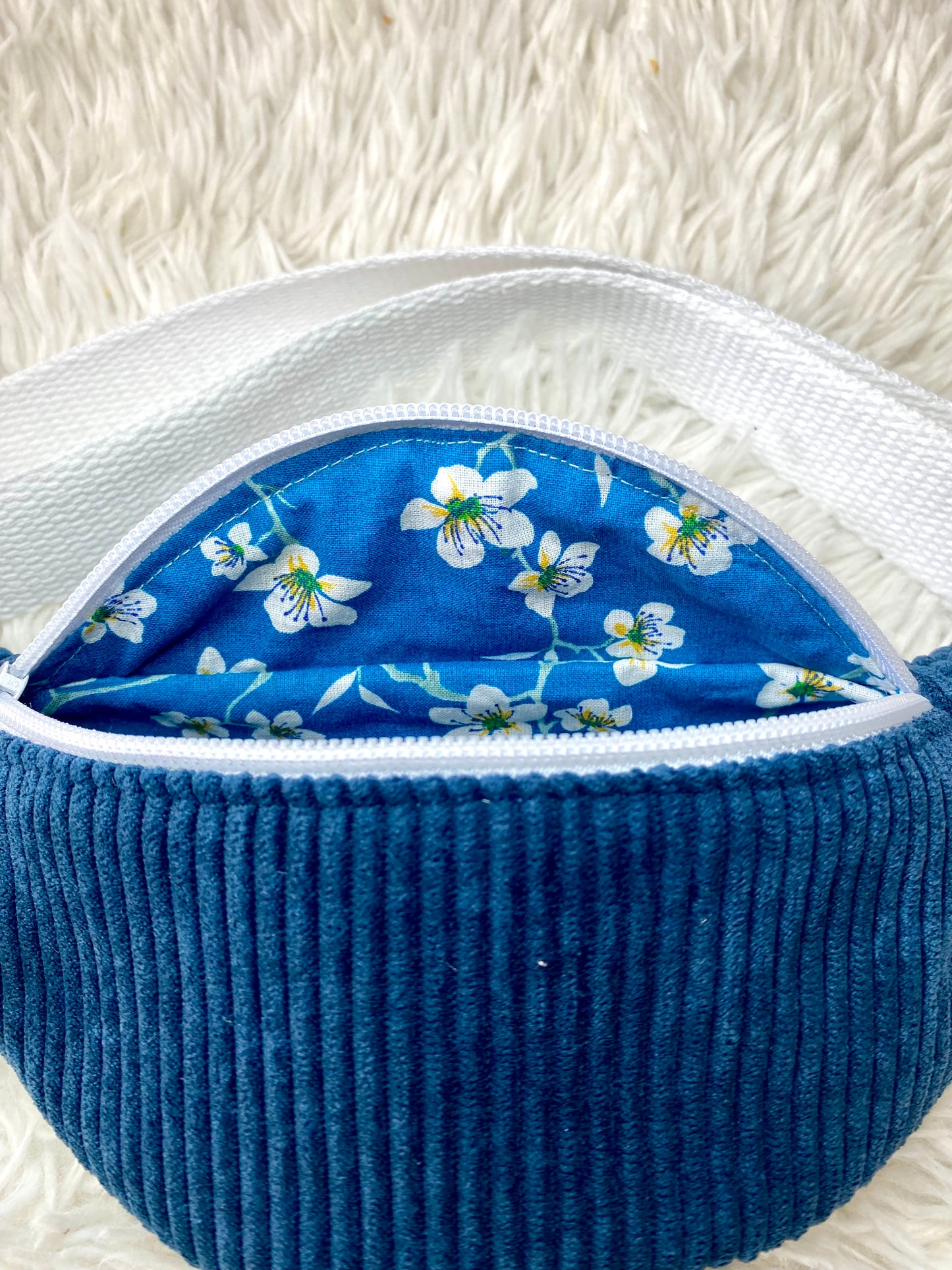 Sac banane enfant velours côtelé marine