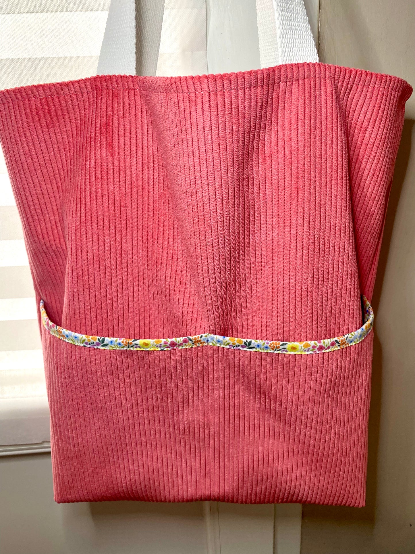 Tote bag velours côtelé rose bonbon