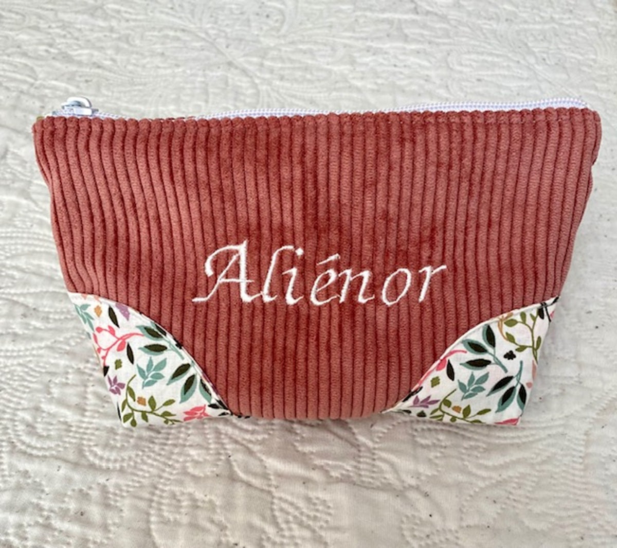 Ensemble cadeau serviette et trousse