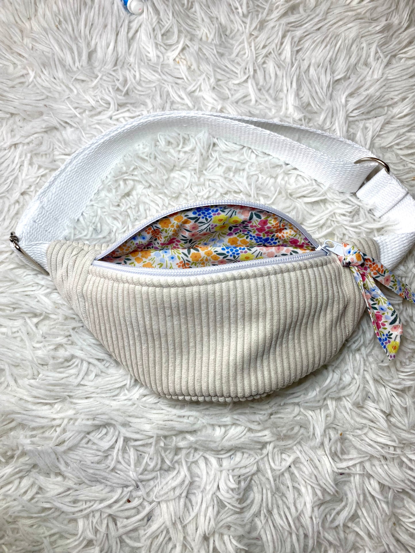 Sac banane enfant velours côtelé blanc cassé