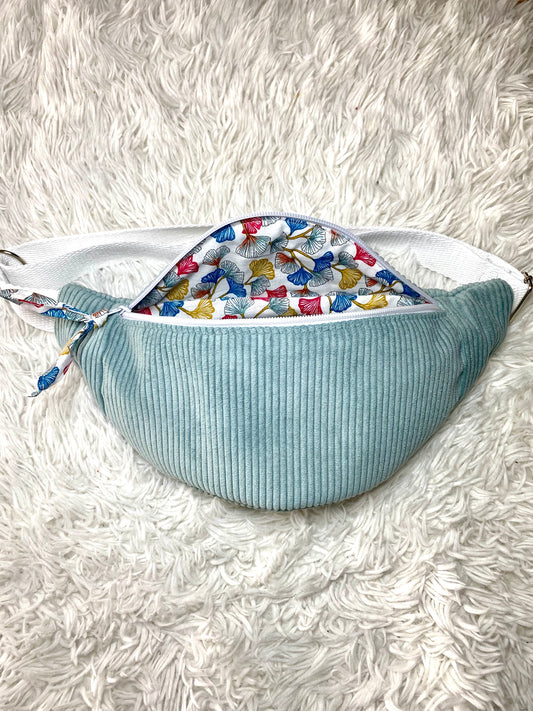 Sac banane velours côtelé bleu ciel