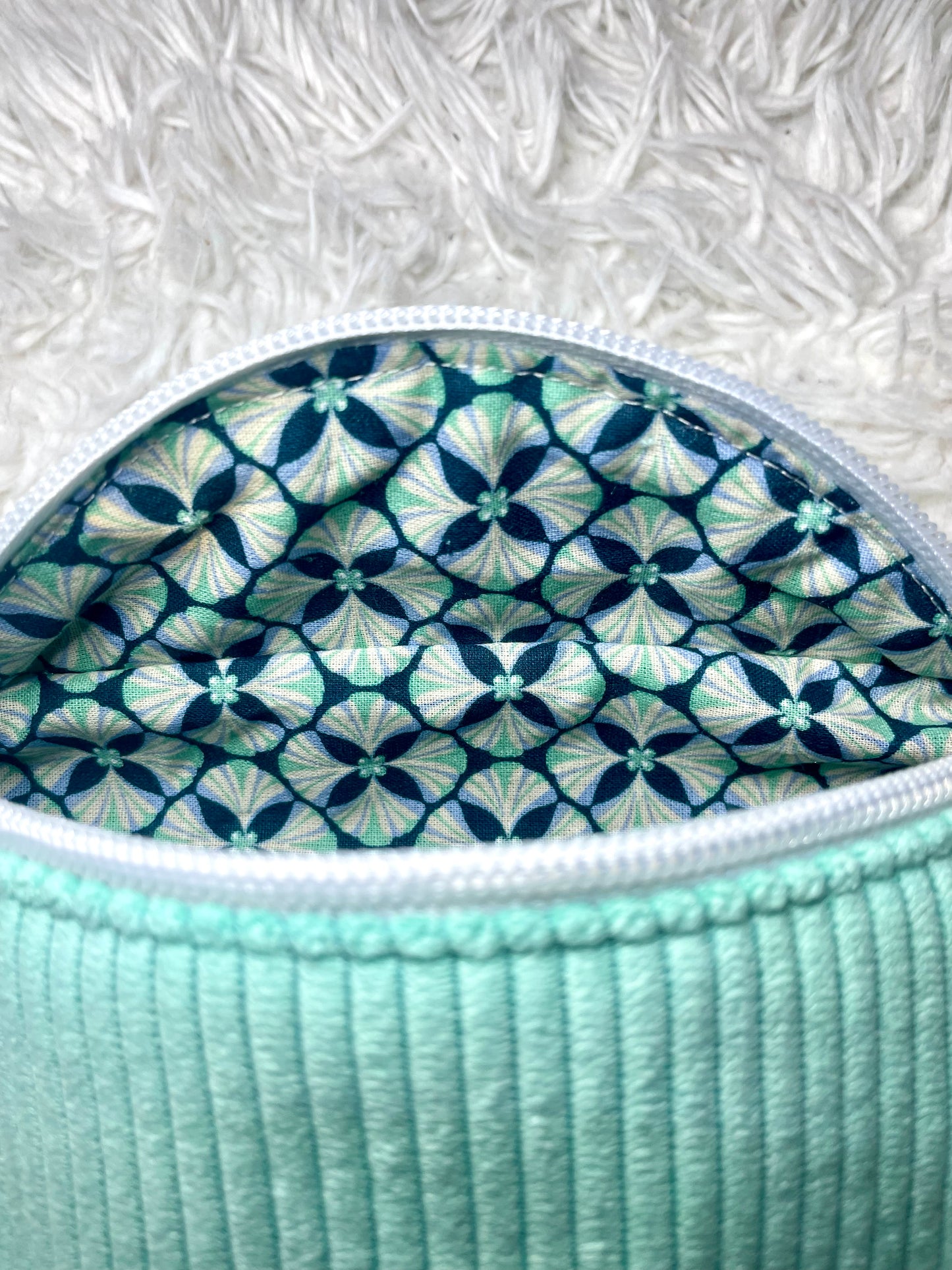 Sac banane enfant velours côtelé vert menthe